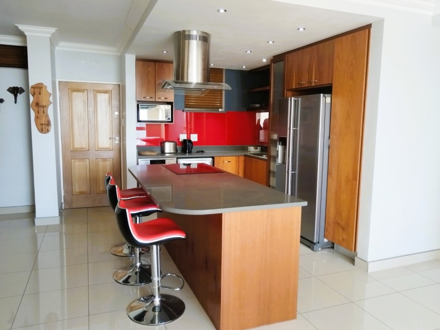 2 Bedroom Property for Sale in Summerstrand Eastern Cape